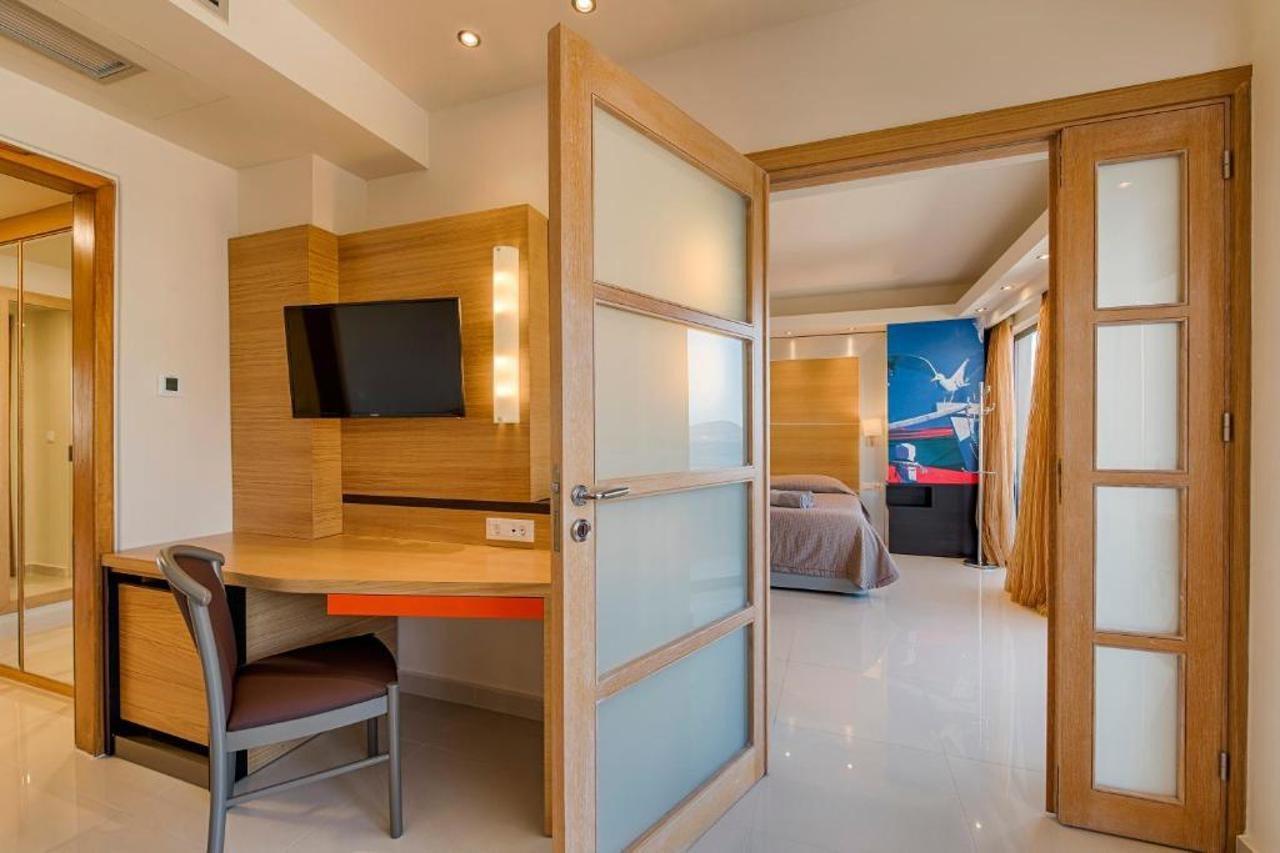 เอสเปรอส มาเร รีสอร์ต Hotel ฟาลิรากี ภายนอก รูปภาพ